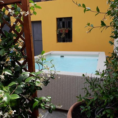 B&B La Corte Suites Salice Terme Ngoại thất bức ảnh