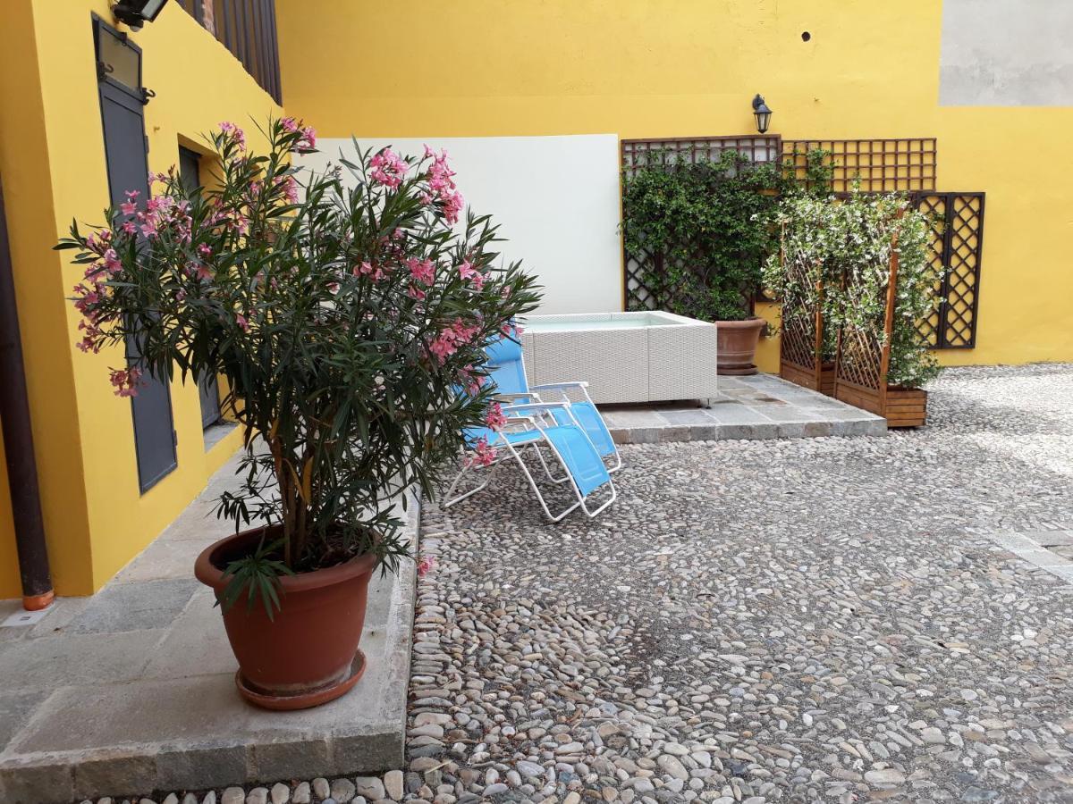 B&B La Corte Suites Salice Terme Ngoại thất bức ảnh