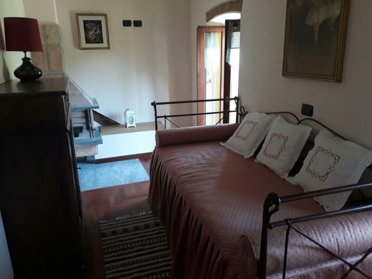 B&B La Corte Suites Salice Terme Ngoại thất bức ảnh