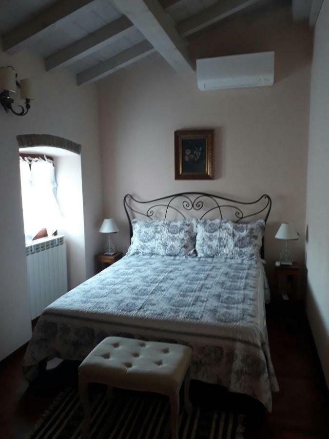 B&B La Corte Suites Salice Terme Ngoại thất bức ảnh